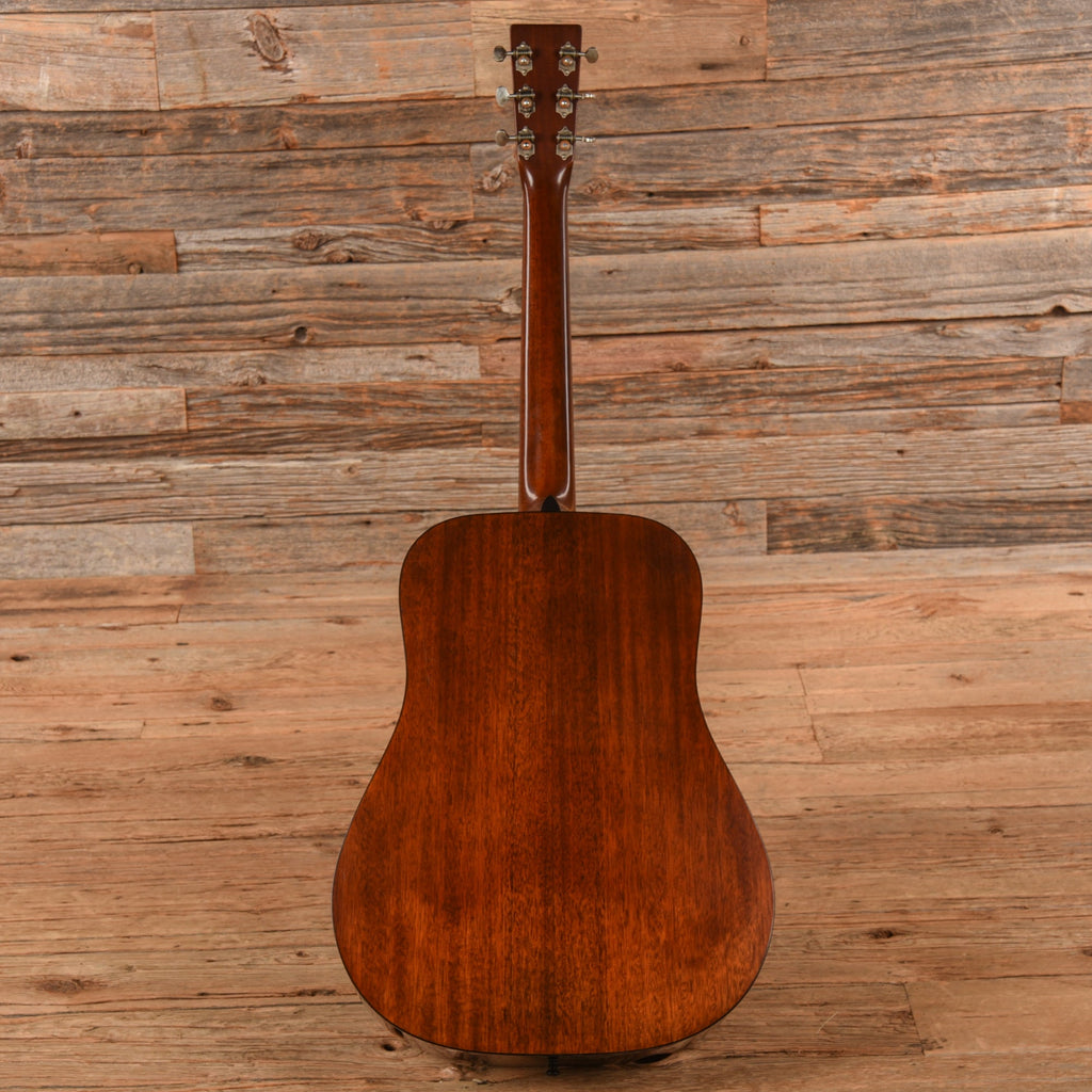 Martin D-18 Authentic 1937 VTS Aged Natural 2023 - View 5 | MusicMarket