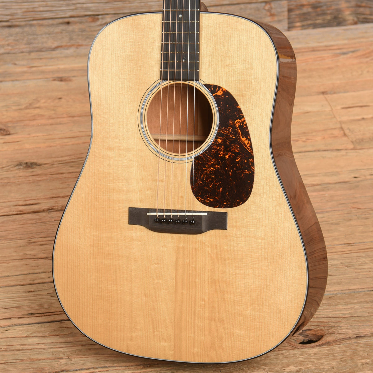 Martin D-18 Authentic 1939 Natural - View 2 | MusicMarket