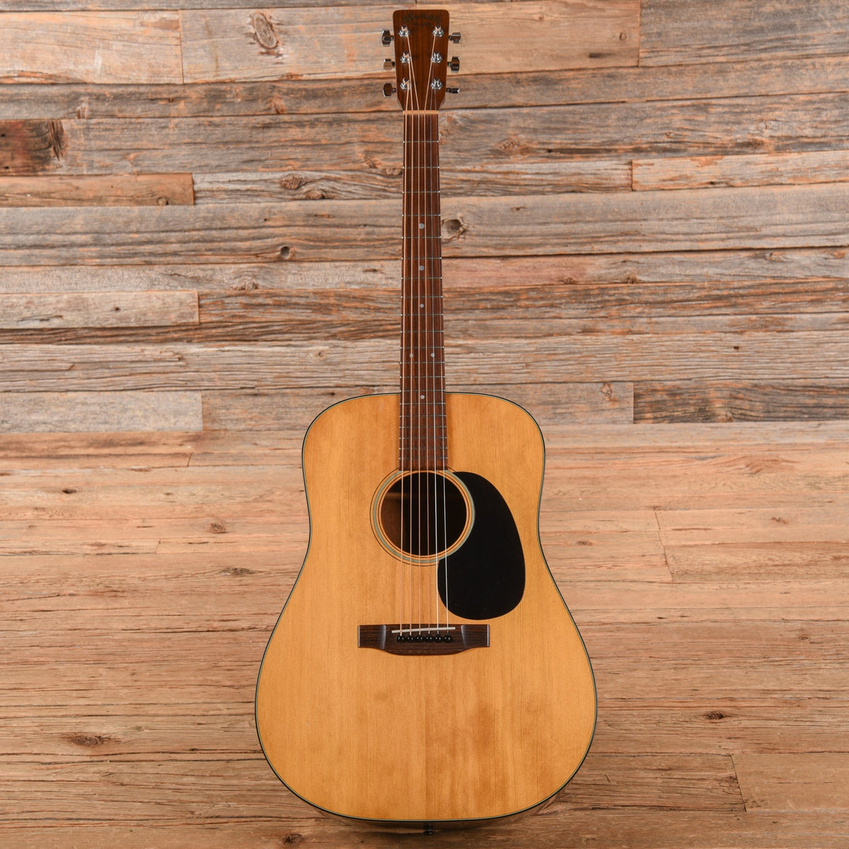 Martin D-18 Natural 1981 - View 4 | MusicMarket