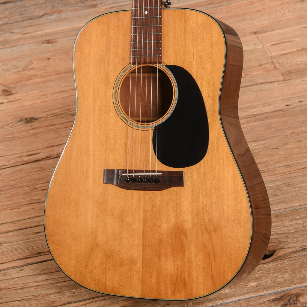Martin D-18 Natural 1981 - View 2 | MusicMarket