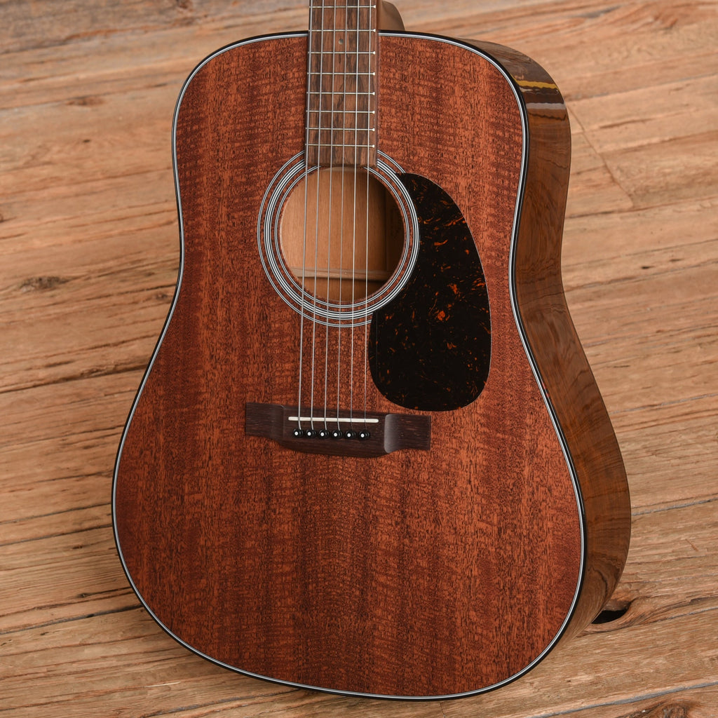 Martin D-19 190th Anniversary (Limited to 190 Instruments) Natural 2023 - View 2 | MusicMarket