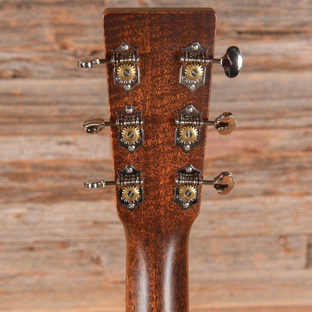 Martin D-19 190th Anniversary (Limited to 190 Instruments) Natural 2023 - View 7 | MusicMarket