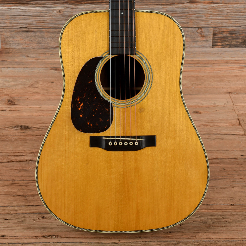 Martin D-28 Authentic 1937 Aged Natural 2025 LEFTY - MusicMarket