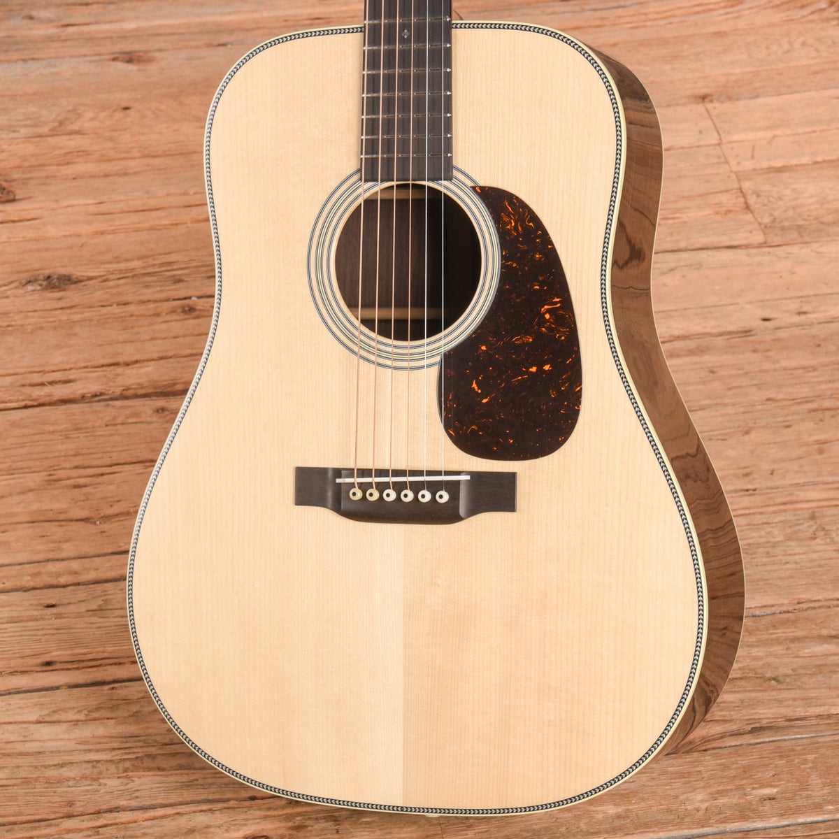 Martin D-28 Authentic 1937 Natural 2024 - View 2 | MusicMarket