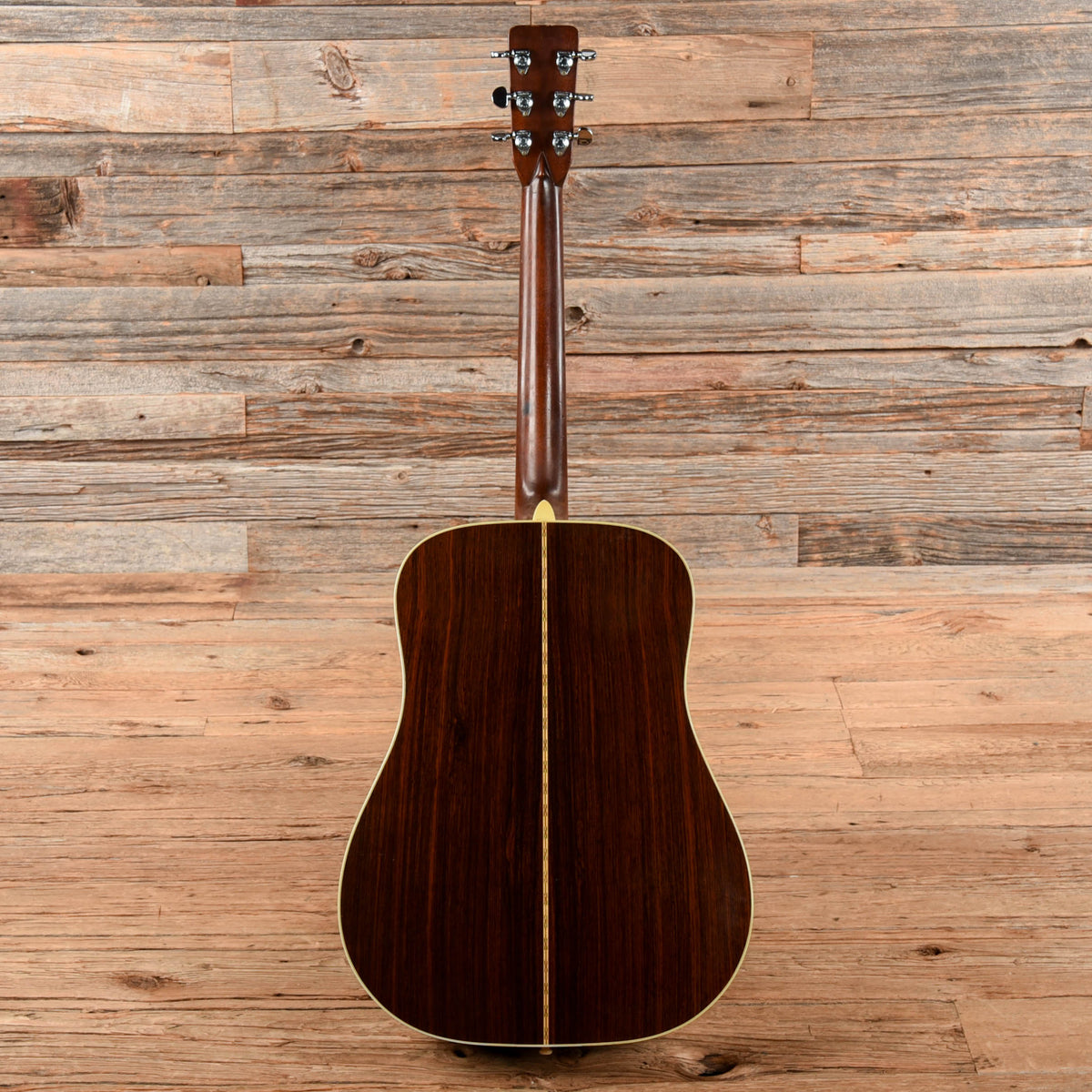 Martin D-28 Natural 1968 - View 5 | MusicMarket