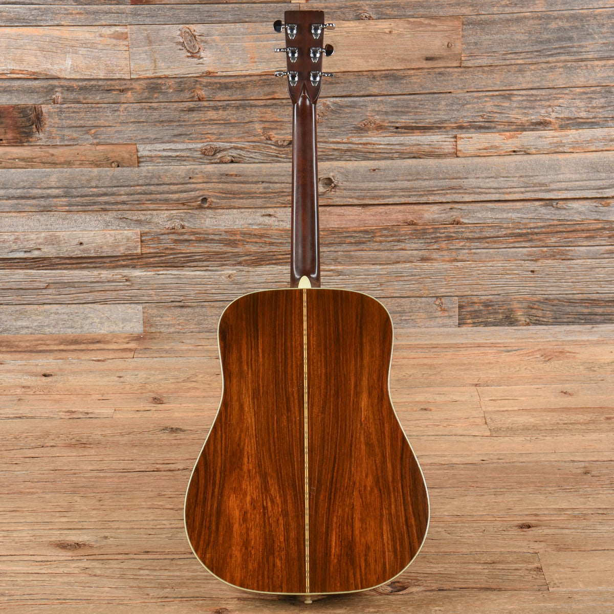 Martin D-28 Natural 1972 - View 5 | MusicMarket