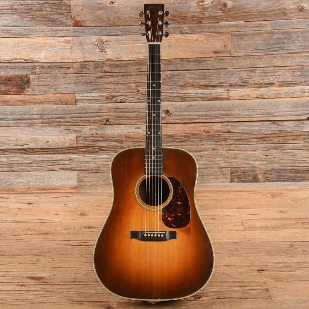 Martin D-28 Sunburst 1964 - View 4 | MusicMarket