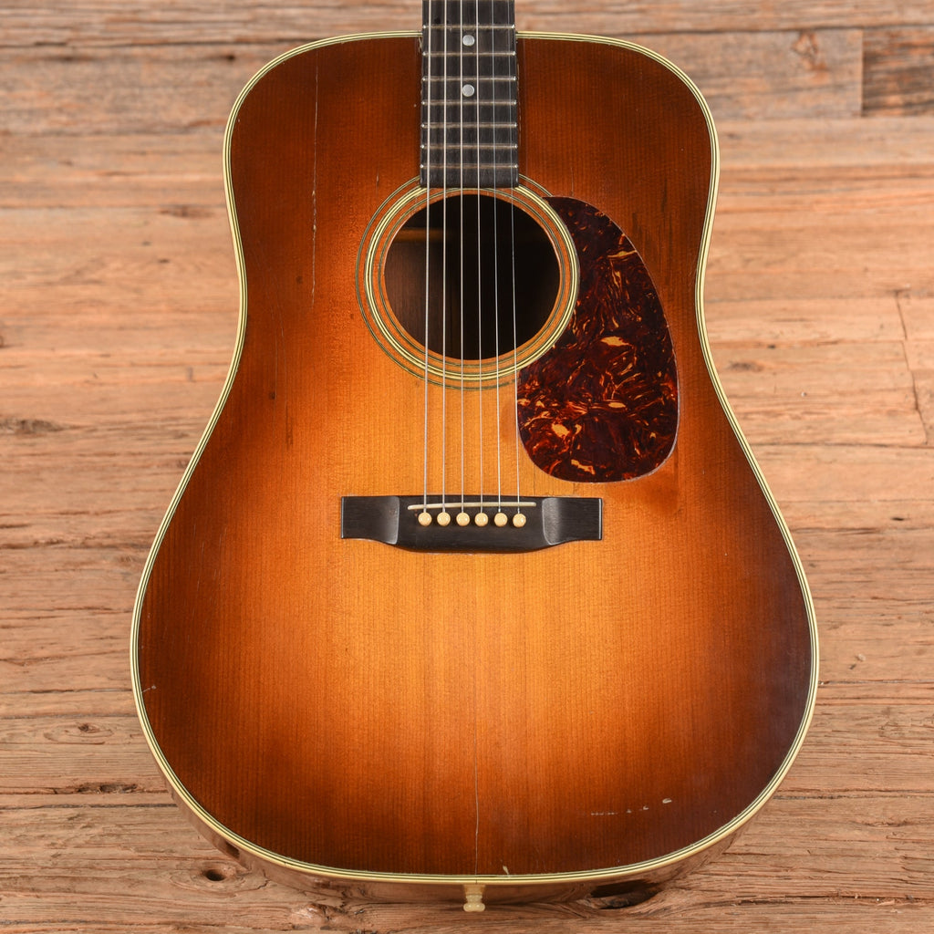 Martin D-28 Sunburst 1964 - MusicMarket