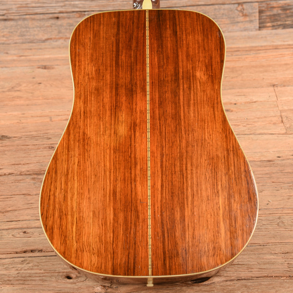 Martin D-28 Sunburst 1964 - View 3 | MusicMarket