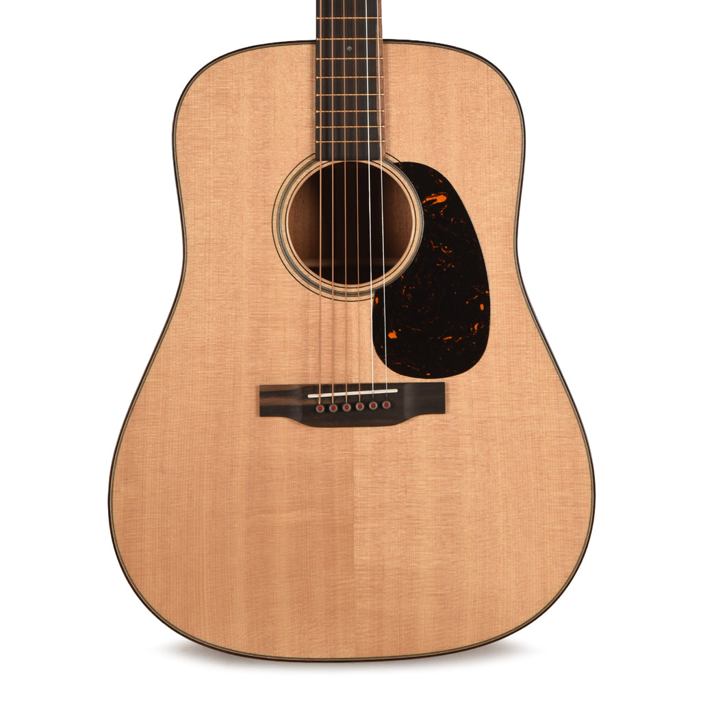 Martin Modern Deluxe D-18 Sitka VTS/Genuine Mahogany Natural - View 2 | MusicMarket