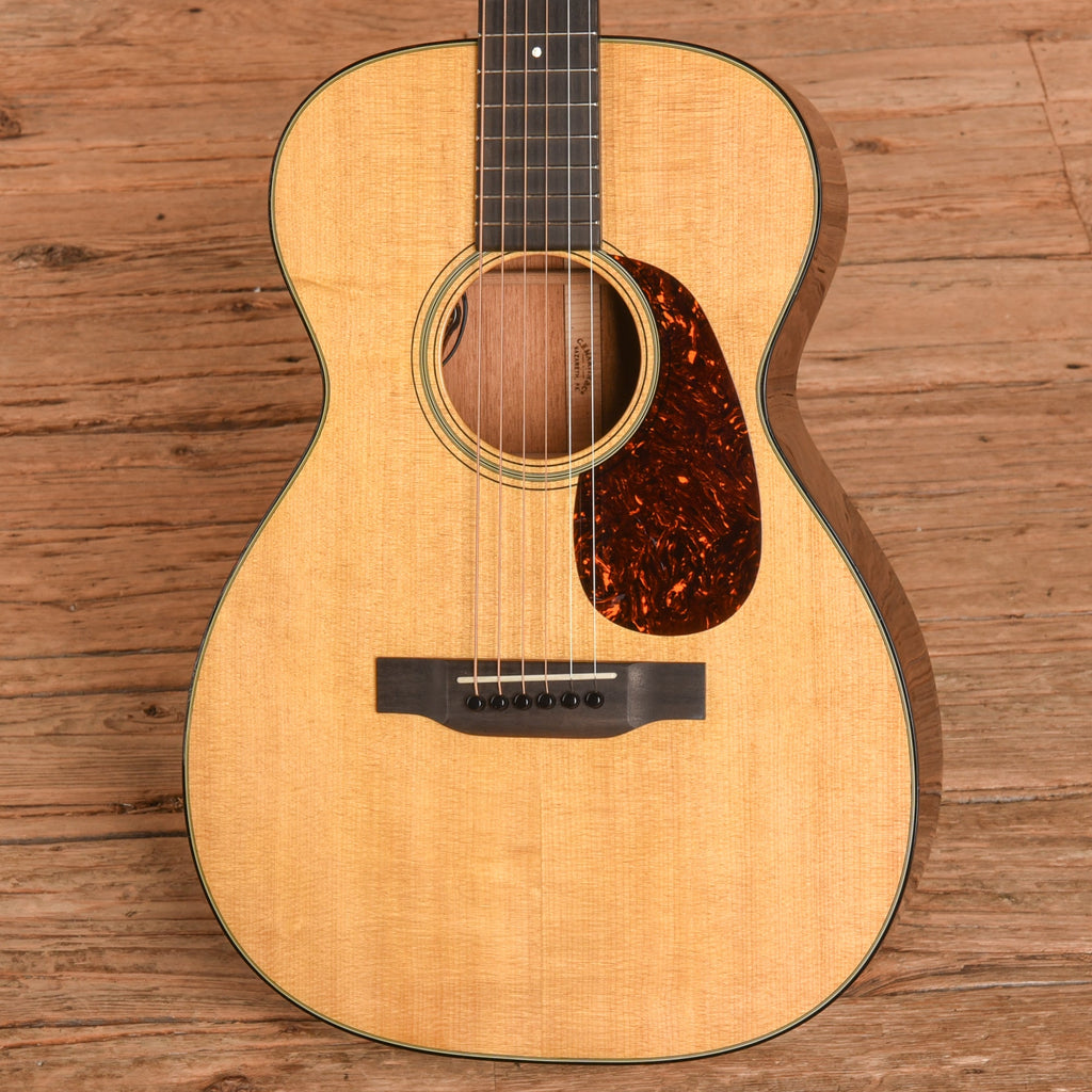Martin Standard Series 0-18 Natural 2021 - View 2 | MusicMarket