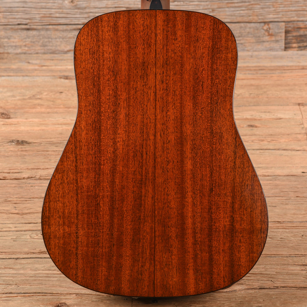 Martin Standard Series D-18 Natural 2021 - View 3 | MusicMarket