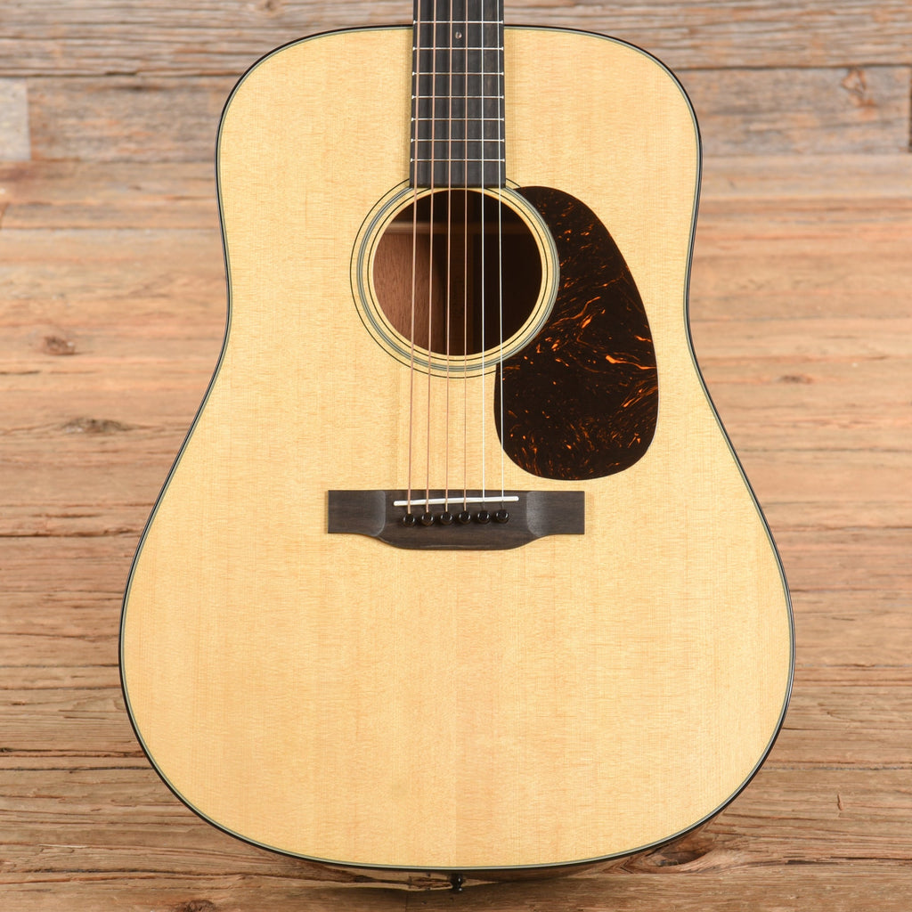 Martin Standard Series D-18 Natural - MusicMarket
