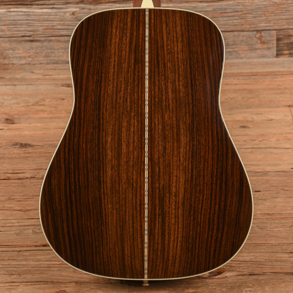 Martin Standard Series D-28 Natural 2020 - View 3 | MusicMarket