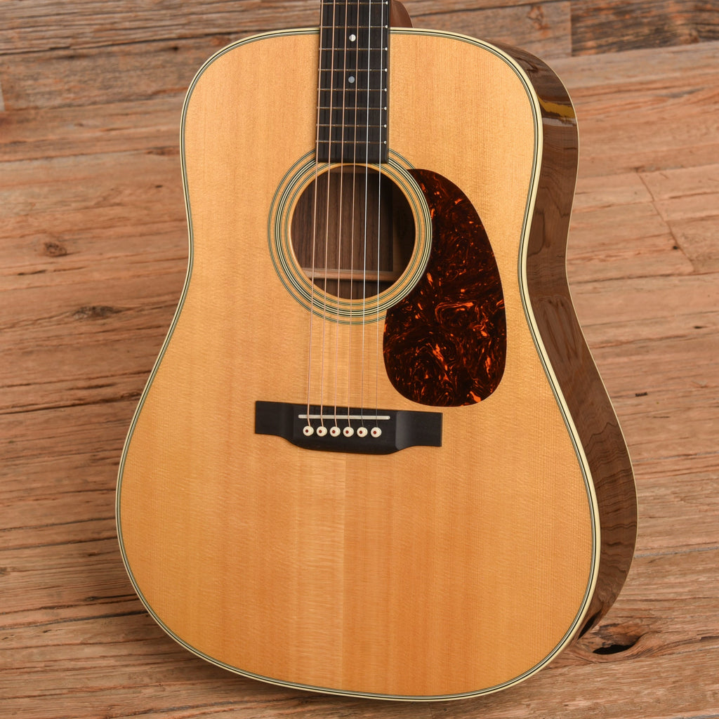 Martin Standard Series D-28 Natural 2020 - View 2 | MusicMarket