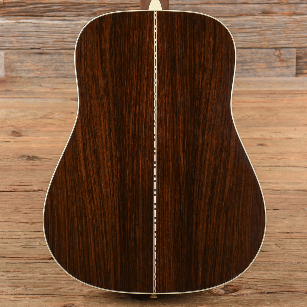 Martin Standard Series D-28 Natural 2021 - View 3 | MusicMarket