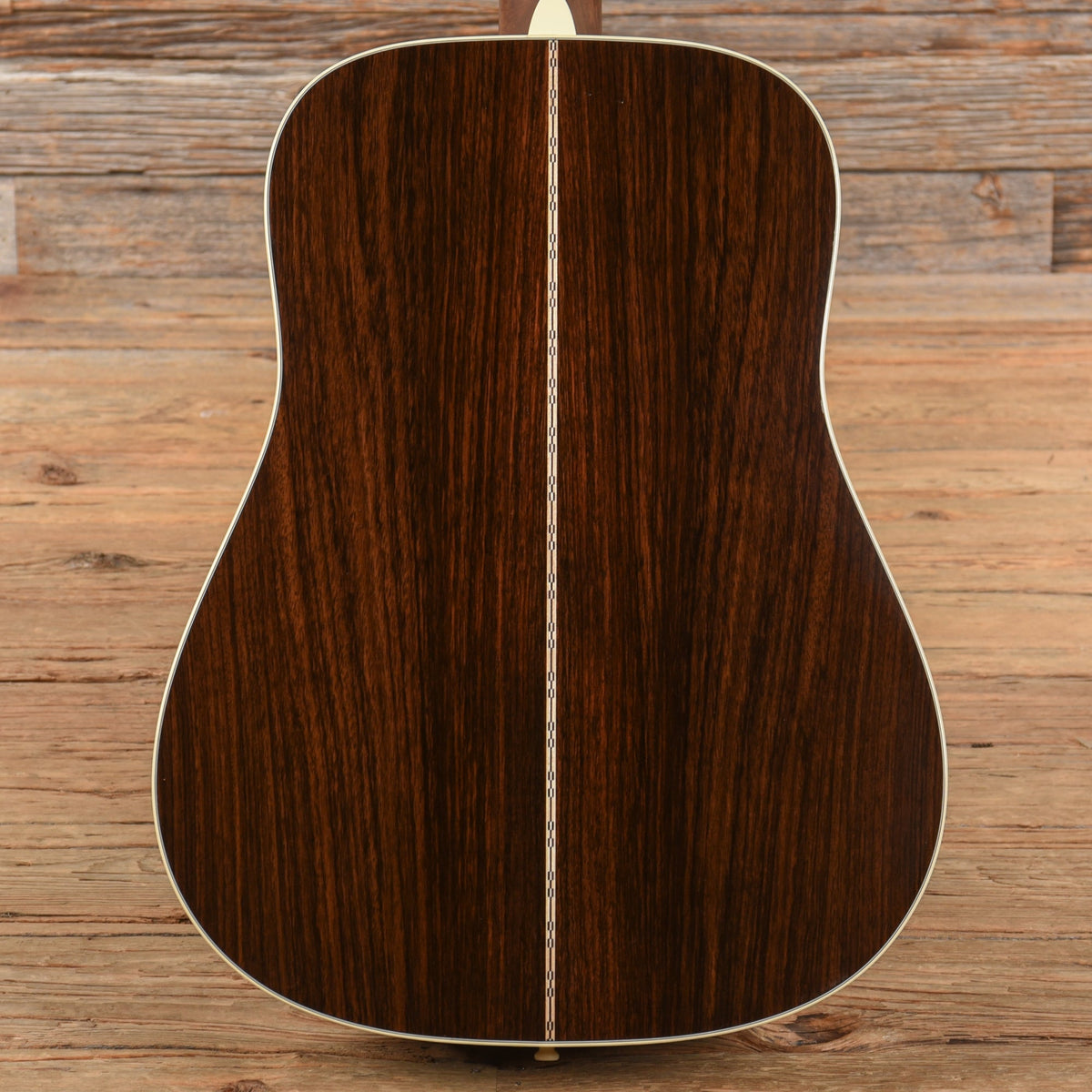 Martin Standard Series D-28 Natural 2021 - View 3 | MusicMarket