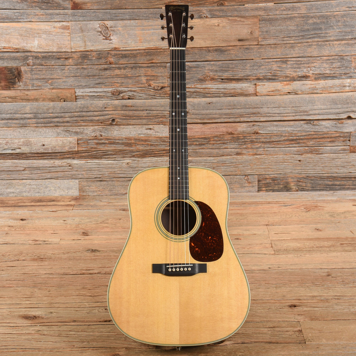 Martin Standard Series D-28 Natural 2021 - View 4 | MusicMarket