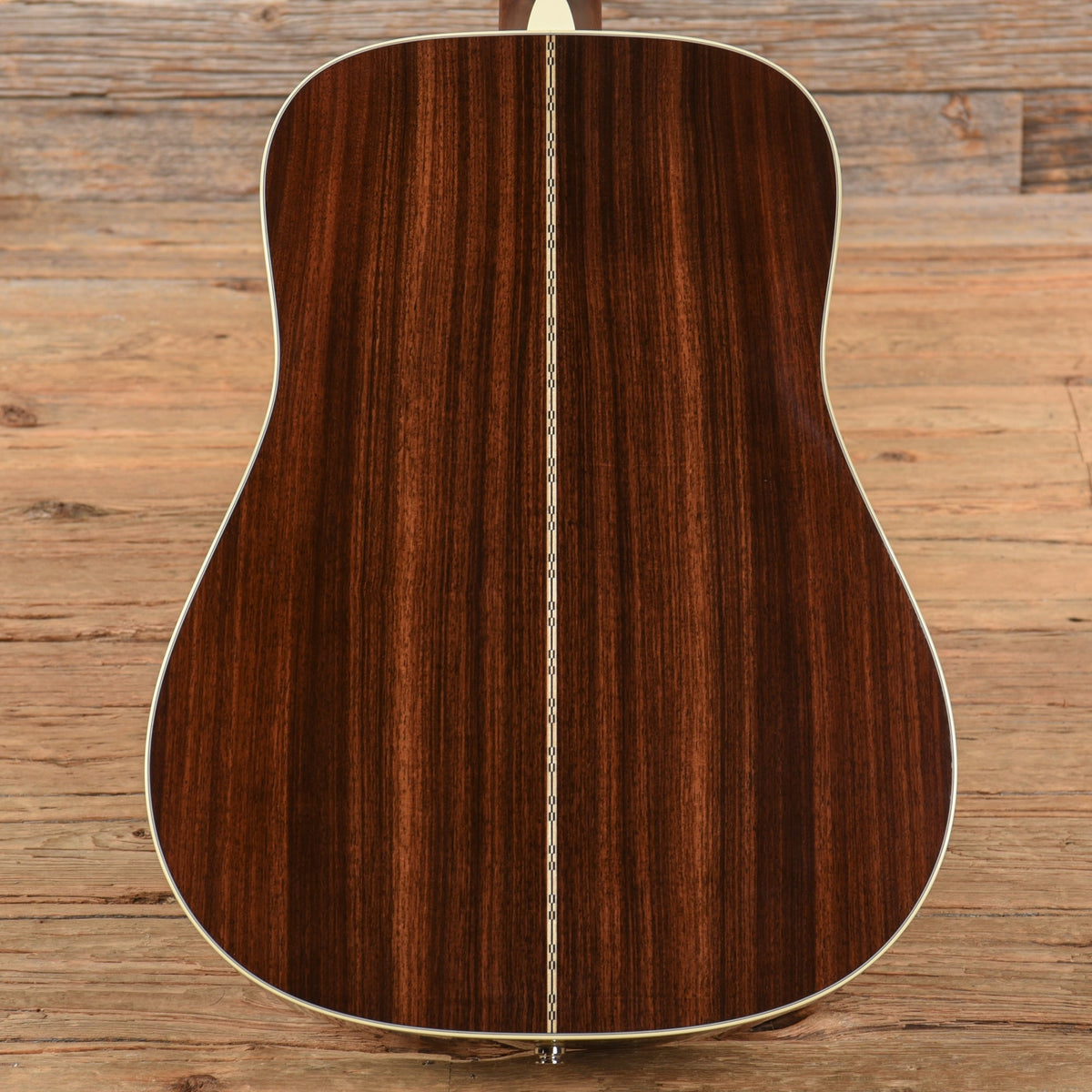 Martin Standard Series D-28 Natural 2021 - View 3 | MusicMarket