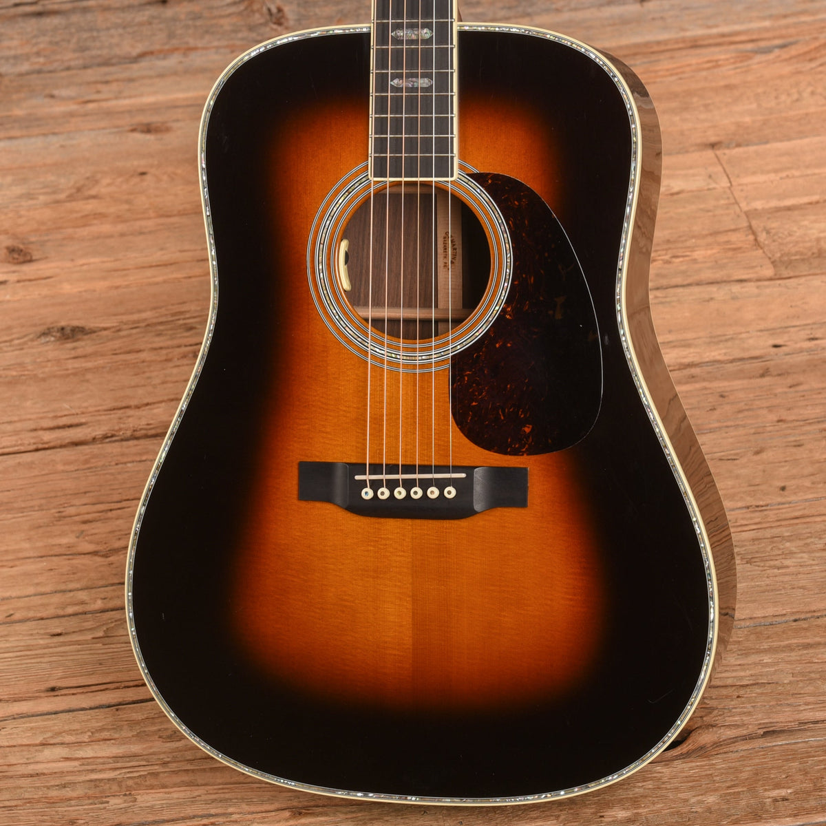 Martin Standard Series D-41 Sunburst 2023 - View 2 | MusicMarket