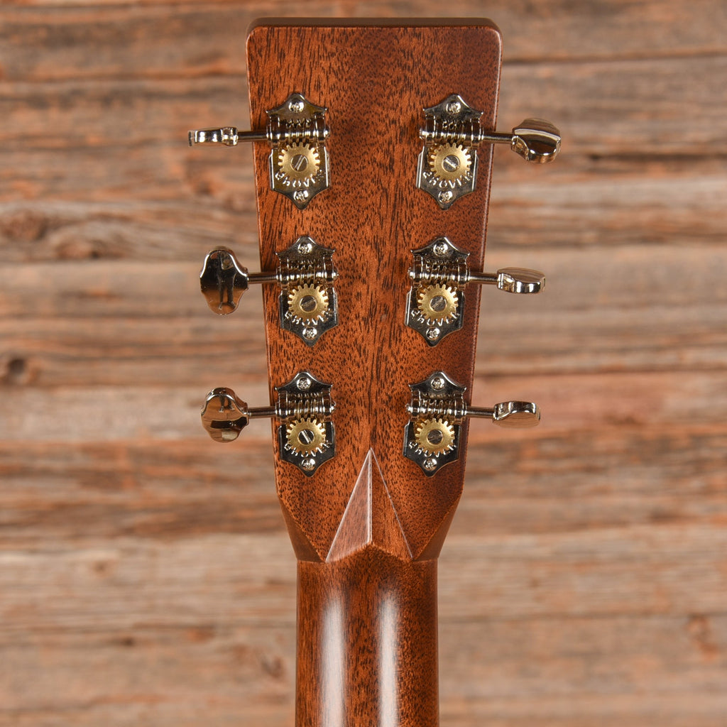 Martin Standard Series HD-28 Natural 2023 - View 7 | MusicMarket