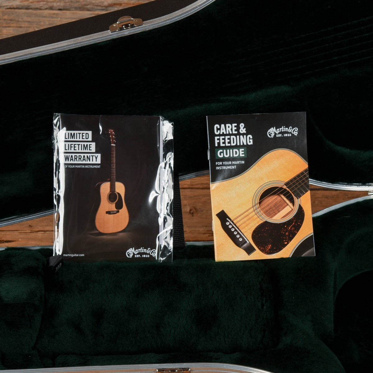 Martin Standard Series HD-28 Natural - View 10 | MusicMarket