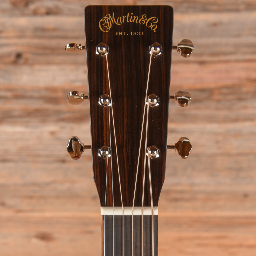 Martin Adirondack Spruce Top LEFTY Natural 2025 LEFTY - View 6 | MusicMarket