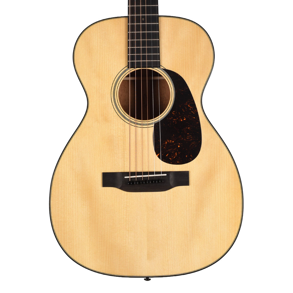 Martin Custom Shop 0-18 Adirondack Spruce/Mahogany Natural - View 2 | MusicMarket
