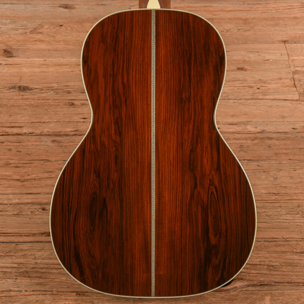 Martin Custom Shop 00-12F Natural 2017 - View 3 | MusicMarket