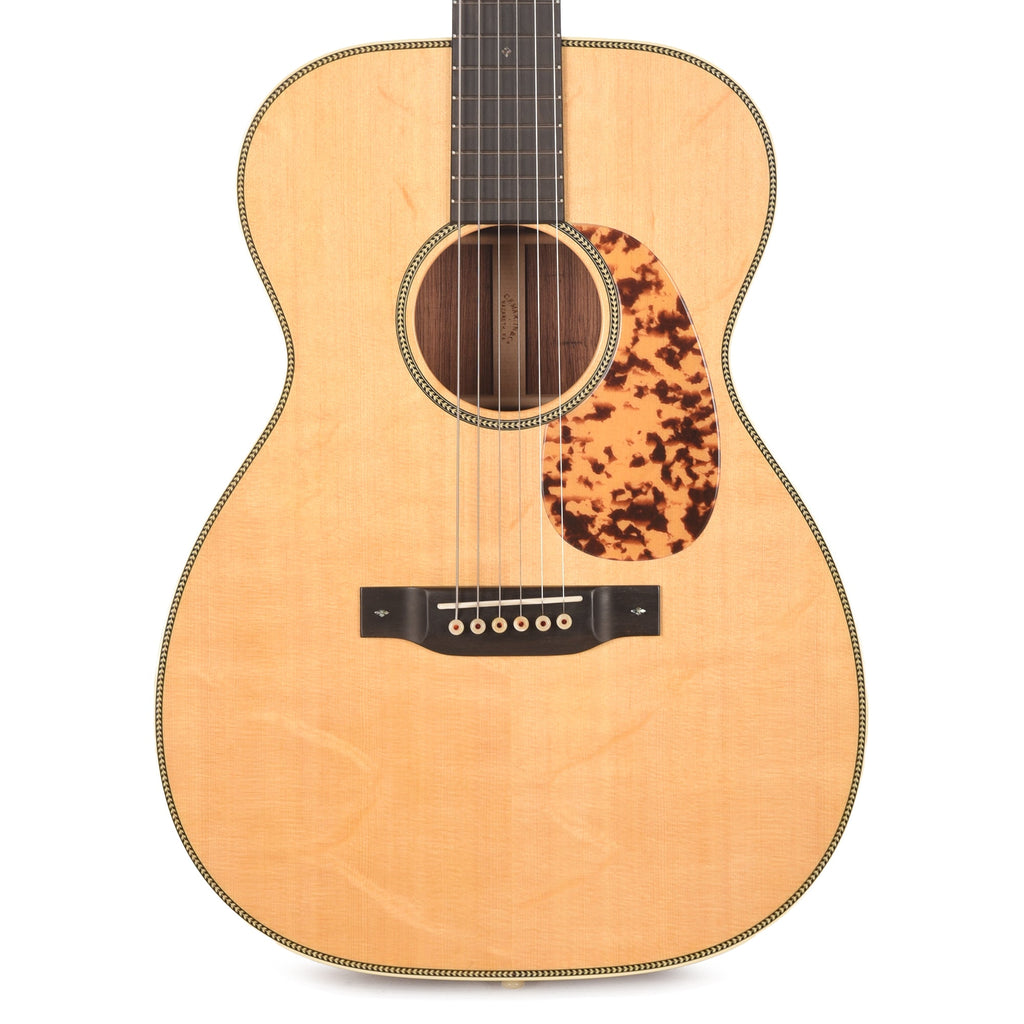 Martin Custom Shop 00-28 Style Concert Bearclaw Sitka Spruce/Honduran Rosewood Natural Aging Toner - View 2 |