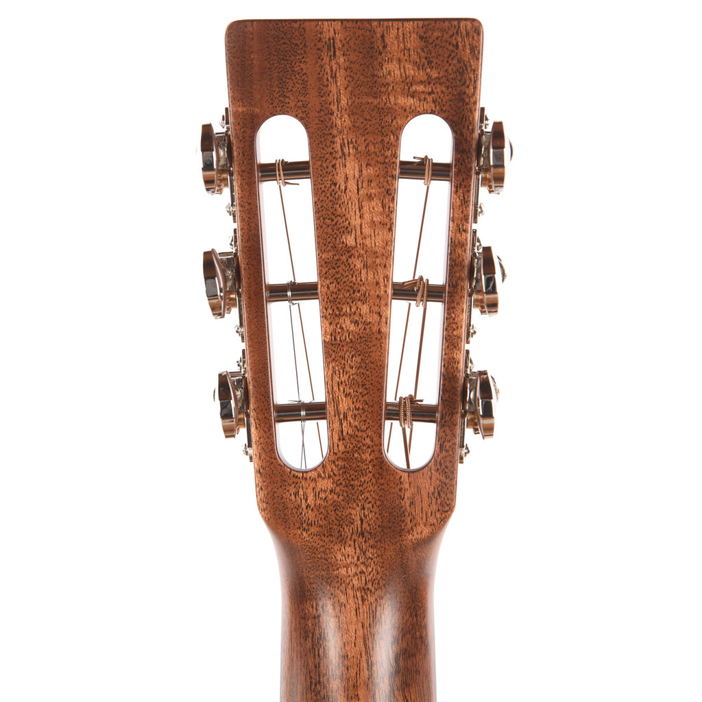 Martin Custom Shop 18-Style 12-Fret Dreadnought VTS Adirondack Spruce/Mahogany Natural Aging Toner - View 7 |