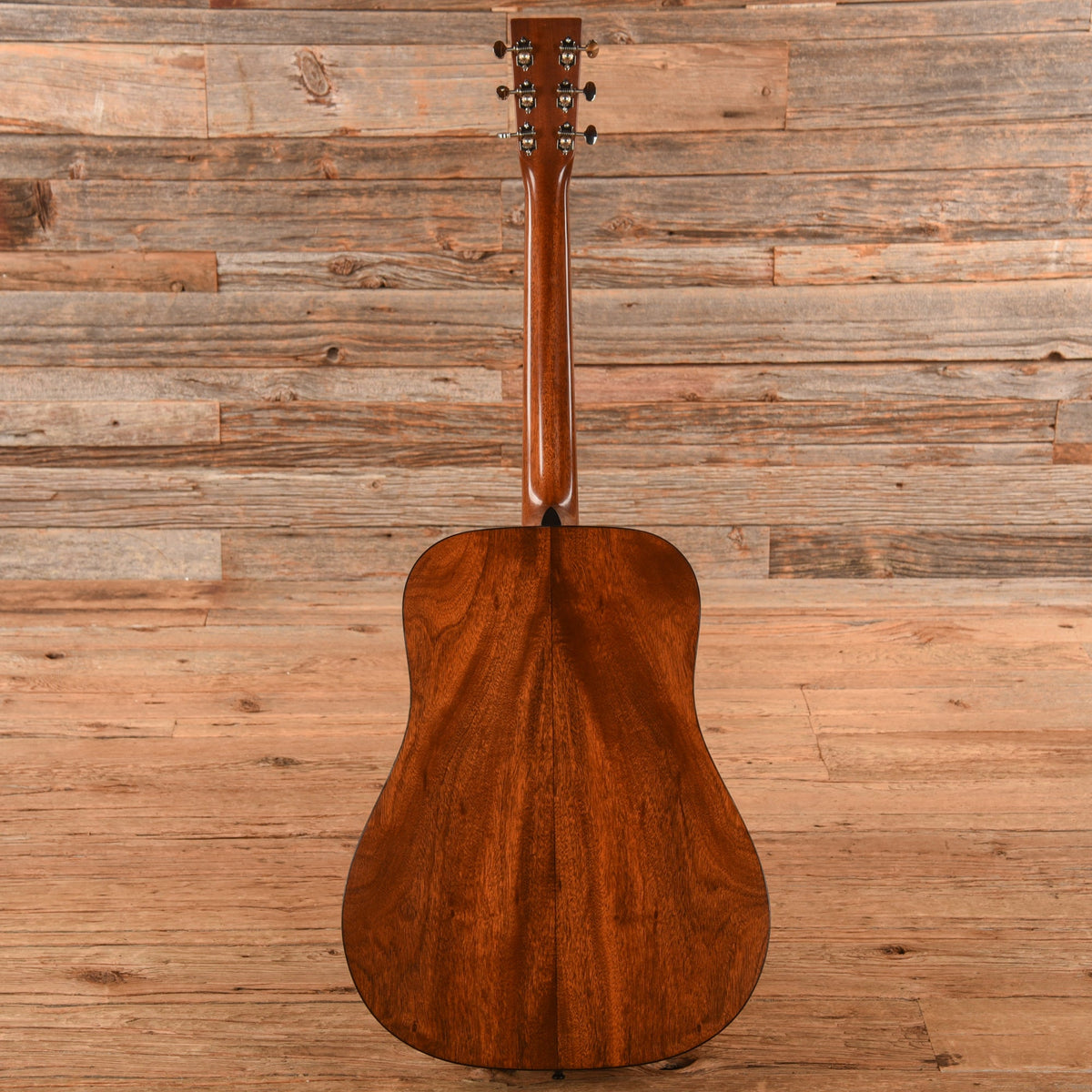 Martin Custom Shop Expert D-18 Adirondack Spruce/Sinker Mahogany Stage 1 Vintage Aged Gloss - View 5 | MusicMarket