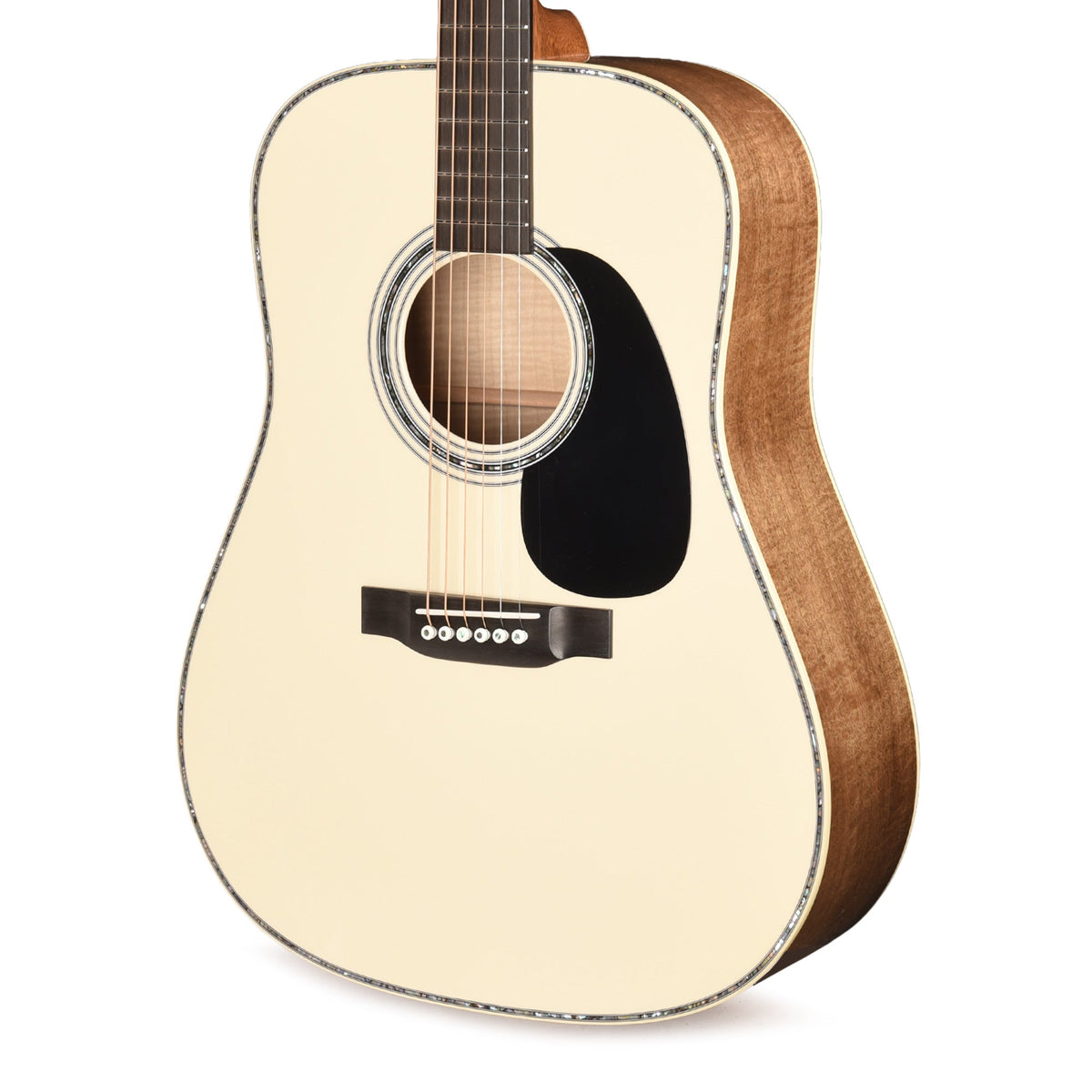 Martin Custom Shop HD-28 Style Dreadnought Adirondack Spruce VTS/Flamed Myrtlewood Antique White Top - View 3 |