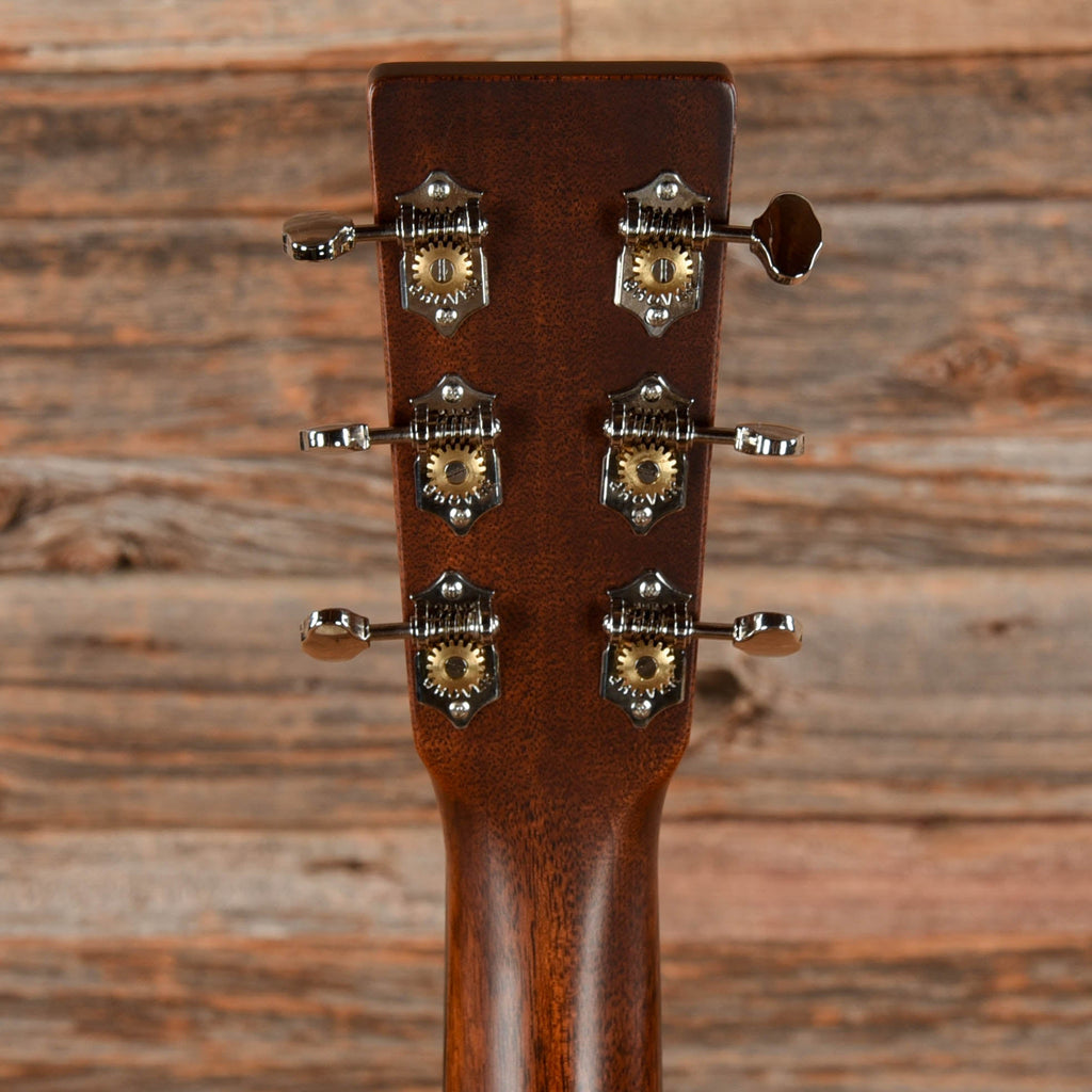 Martin Custom Shop 000-18 Style VTS Sitka/Sinker Mahogany Toasted Burst 2021 - View 7 | MusicMarket