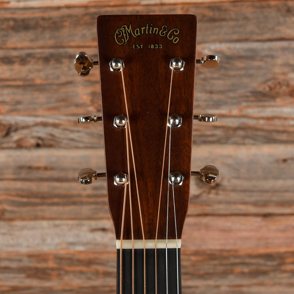 Martin Custom Shop 000-18 Style VTS Sitka/Sinker Mahogany Toasted Burst 2021 - View 6 | MusicMarket