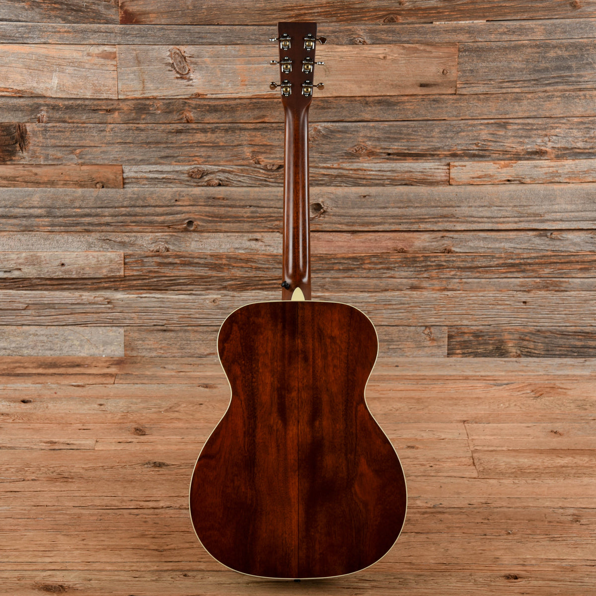 Martin Custom Shop 000-18 Style VTS Sitka/Sinker Mahogany Toasted Burst 2021 - View 5 | MusicMarket
