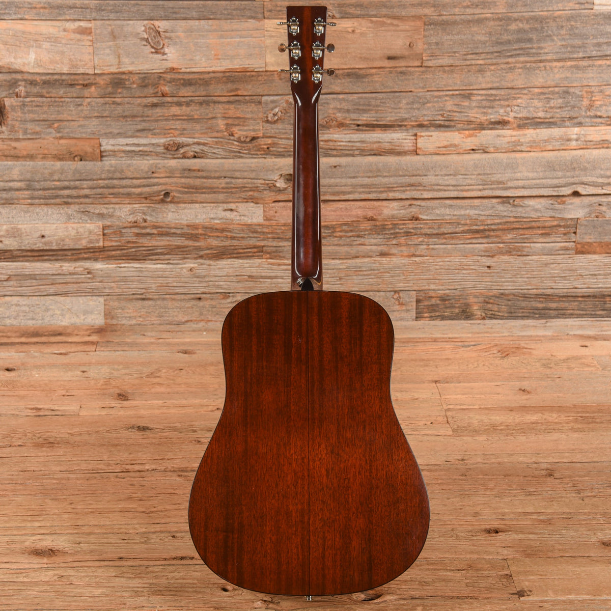 Martin D-18 Authentic 1937 Natural - View 5 | MusicMarket