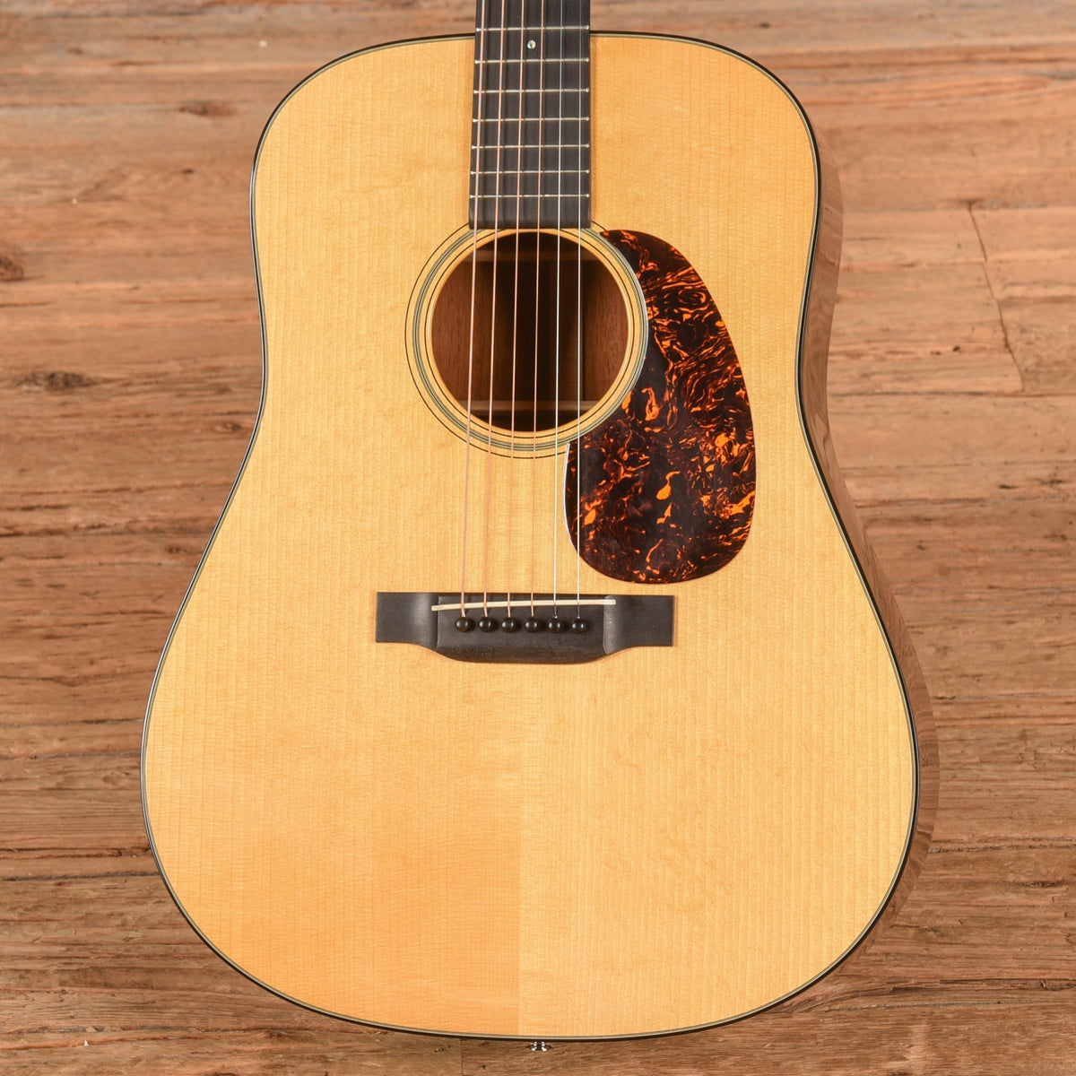 Martin D-18 Authentic 1937 Natural - View 2 | MusicMarket