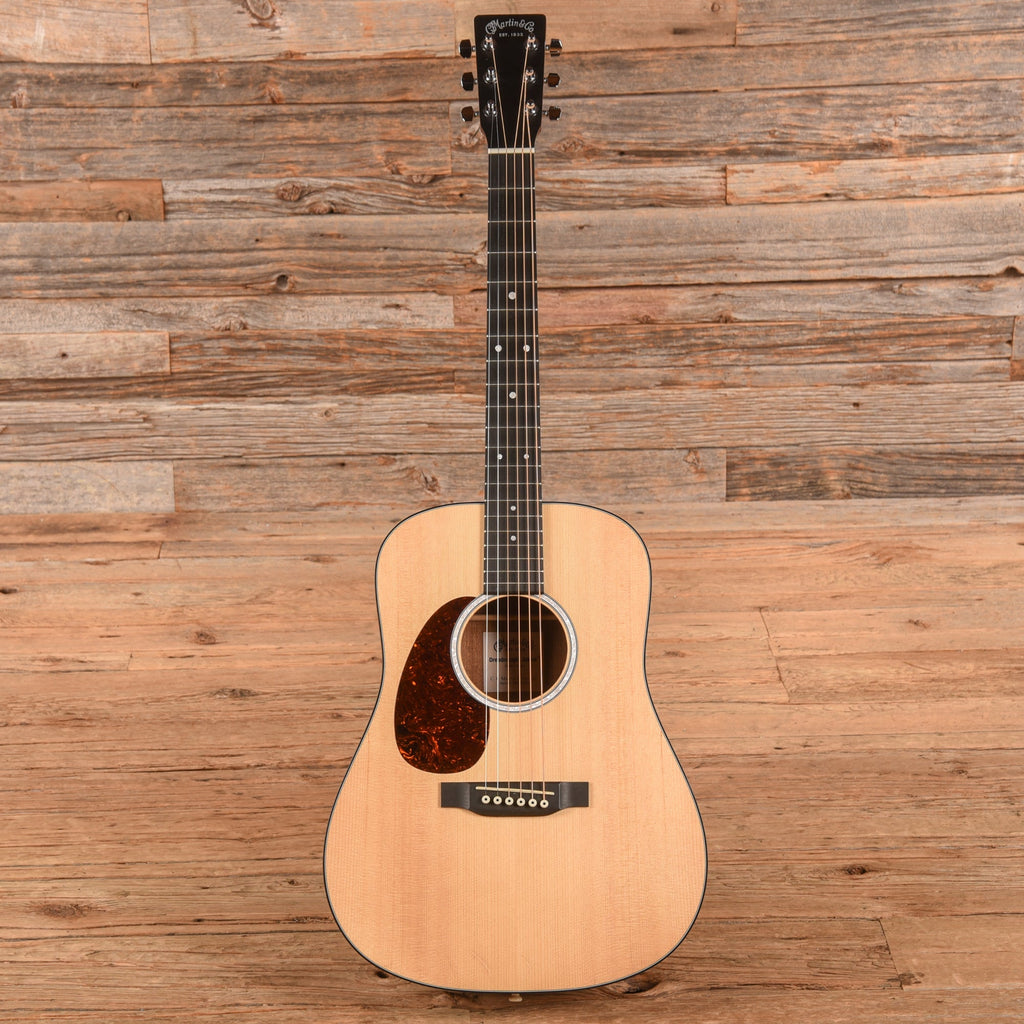 Martin DJR-10 Dreadnought Junior Natural 2022 LEFTY - View 4 | MusicMarket