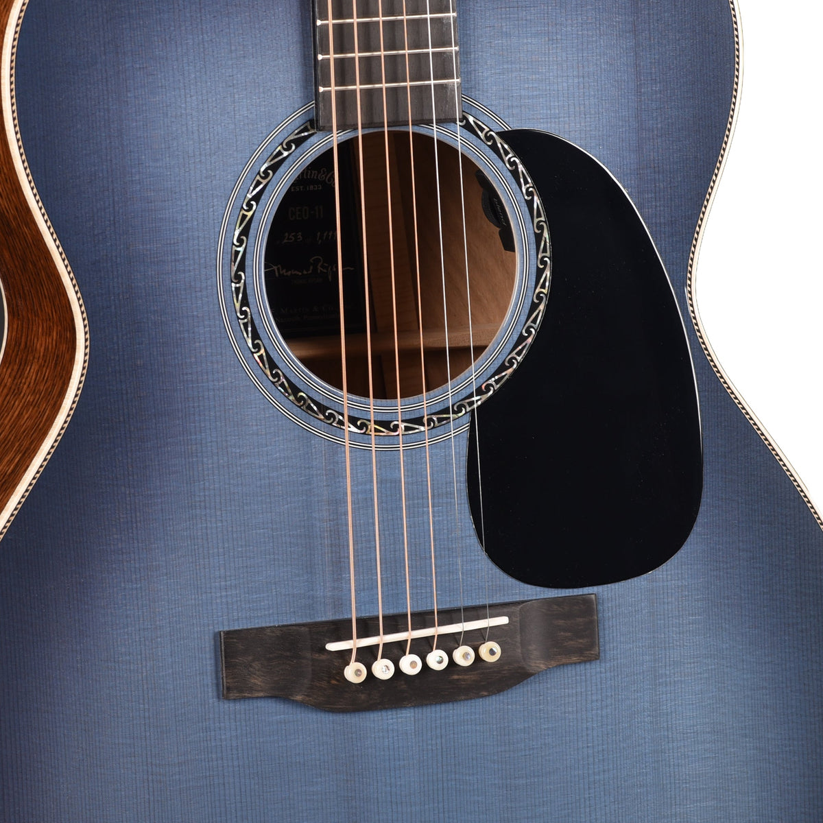 Martin Limited Edition CEO-11 European Spruce/White Oak New Horizons Blue Burst - View 10 | MusicMarket