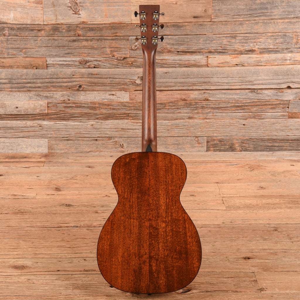 Martin Standard Series 0-18 Natural 2022 - View 5 | MusicMarket