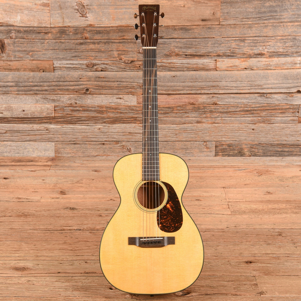 Martin Standard Series 0-18 Natural 2022 - View 4 | MusicMarket