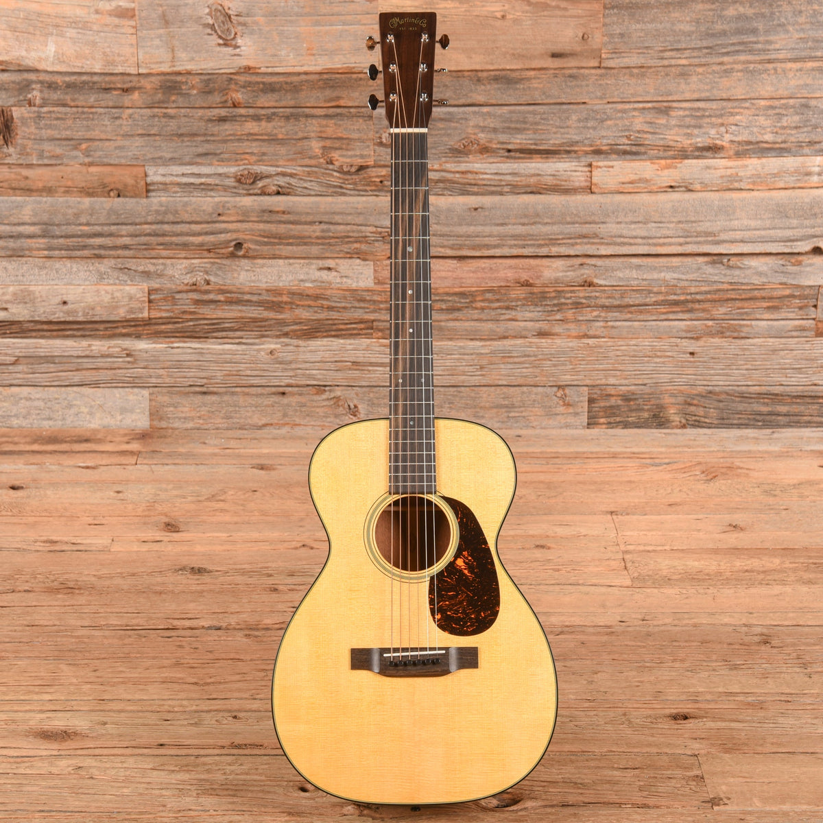 Martin Standard Series 0-18 Natural 2022 - View 4 | MusicMarket