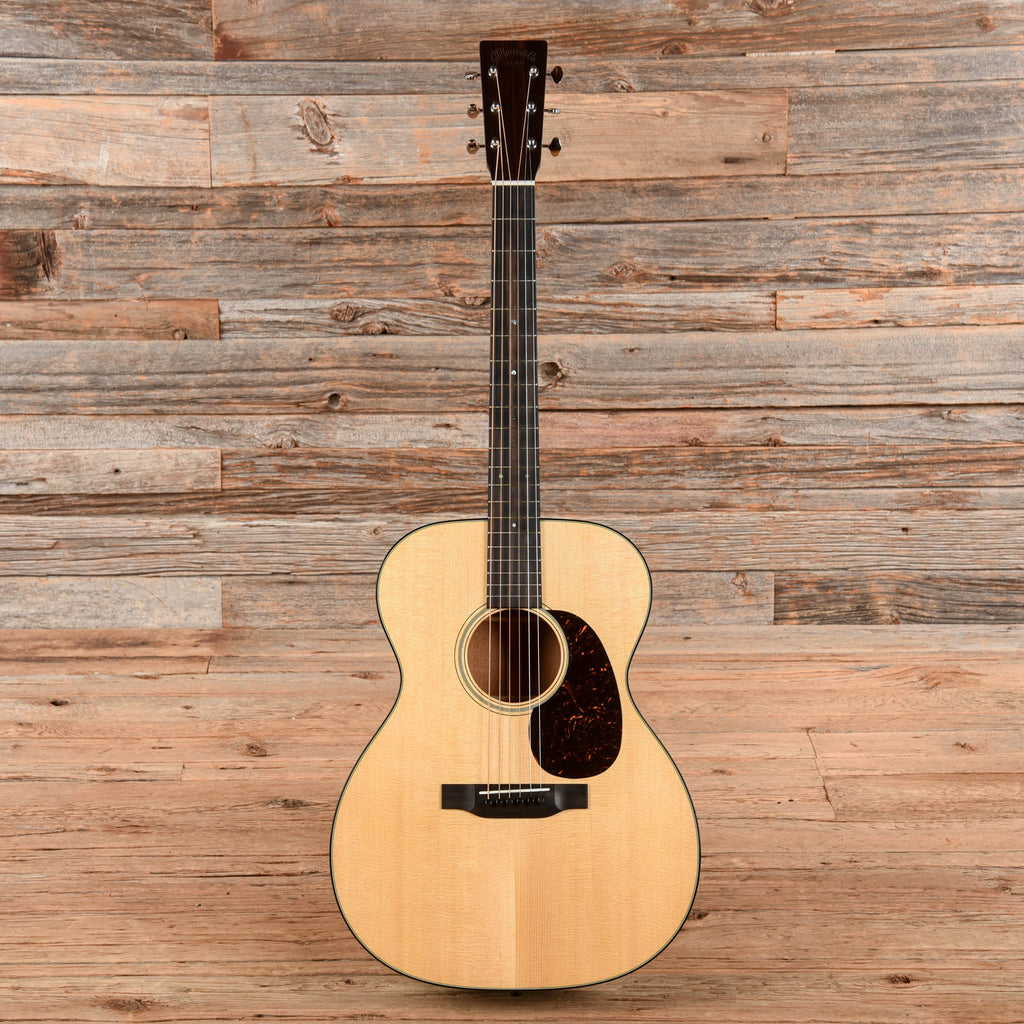 Martin Standard Series 000-18 Natural 2025 - View 4 | MusicMarket
