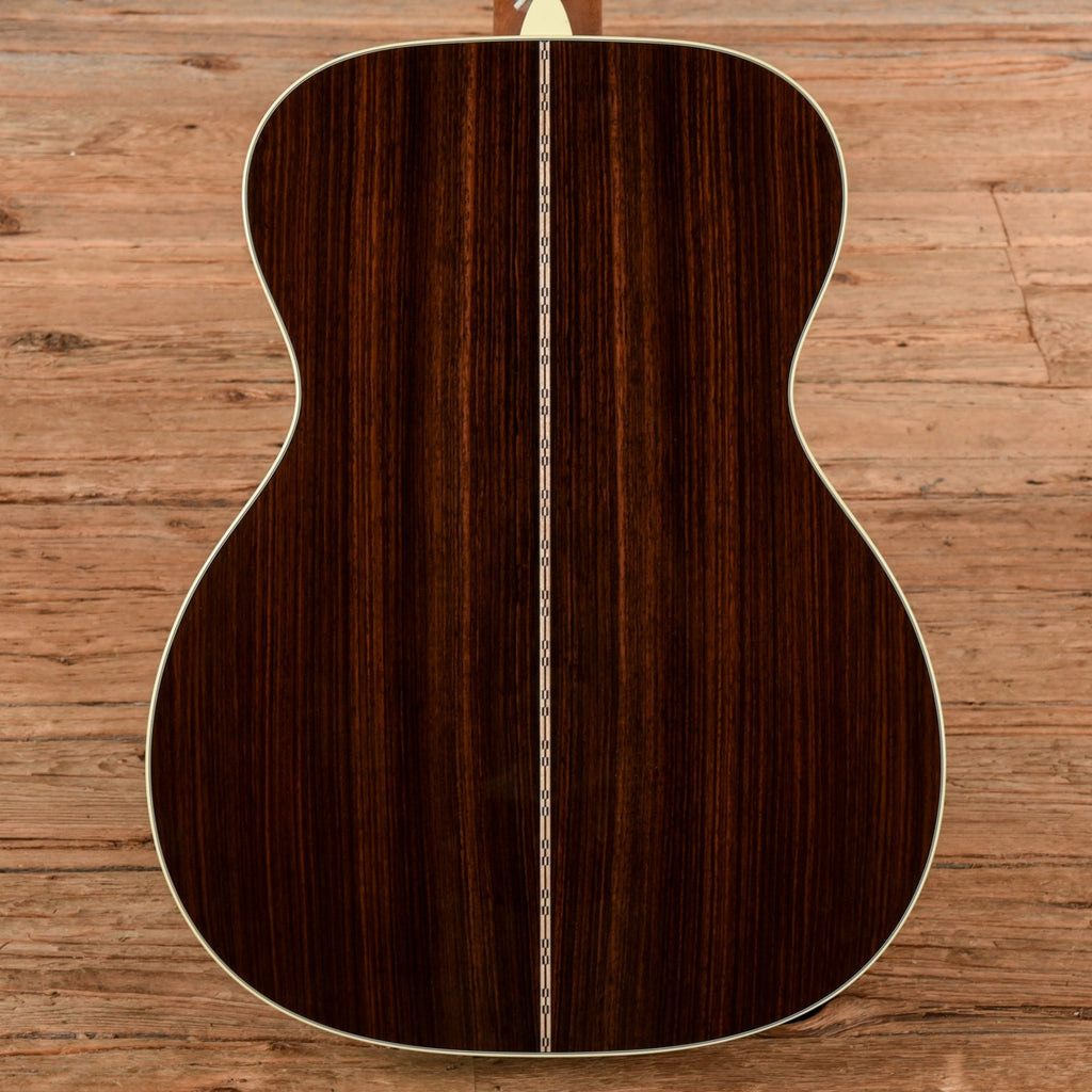 Martin Standard Series 000-28 Natural 2025 - View 3 | MusicMarket