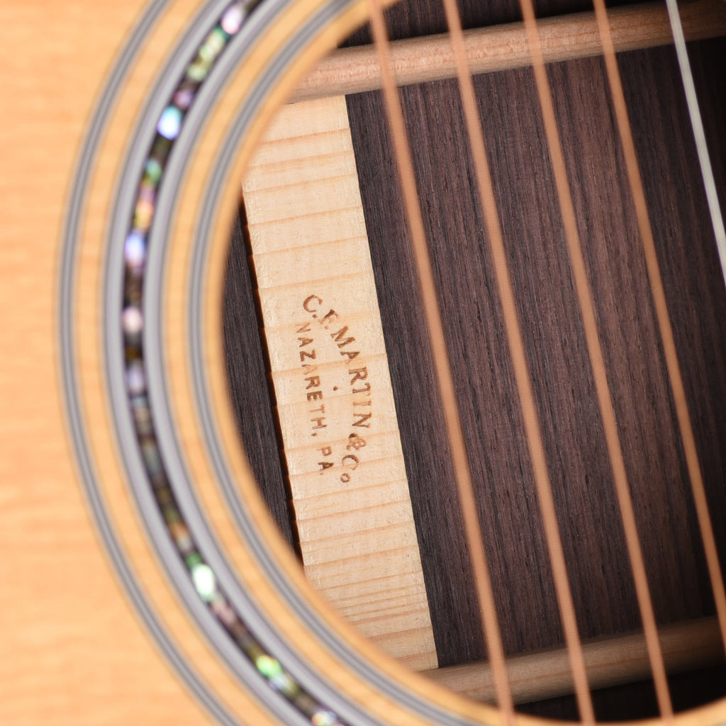 Martin Standard Series 000-42 Spruce/East Indian Rosewood Natural - View 11 | MusicMarket