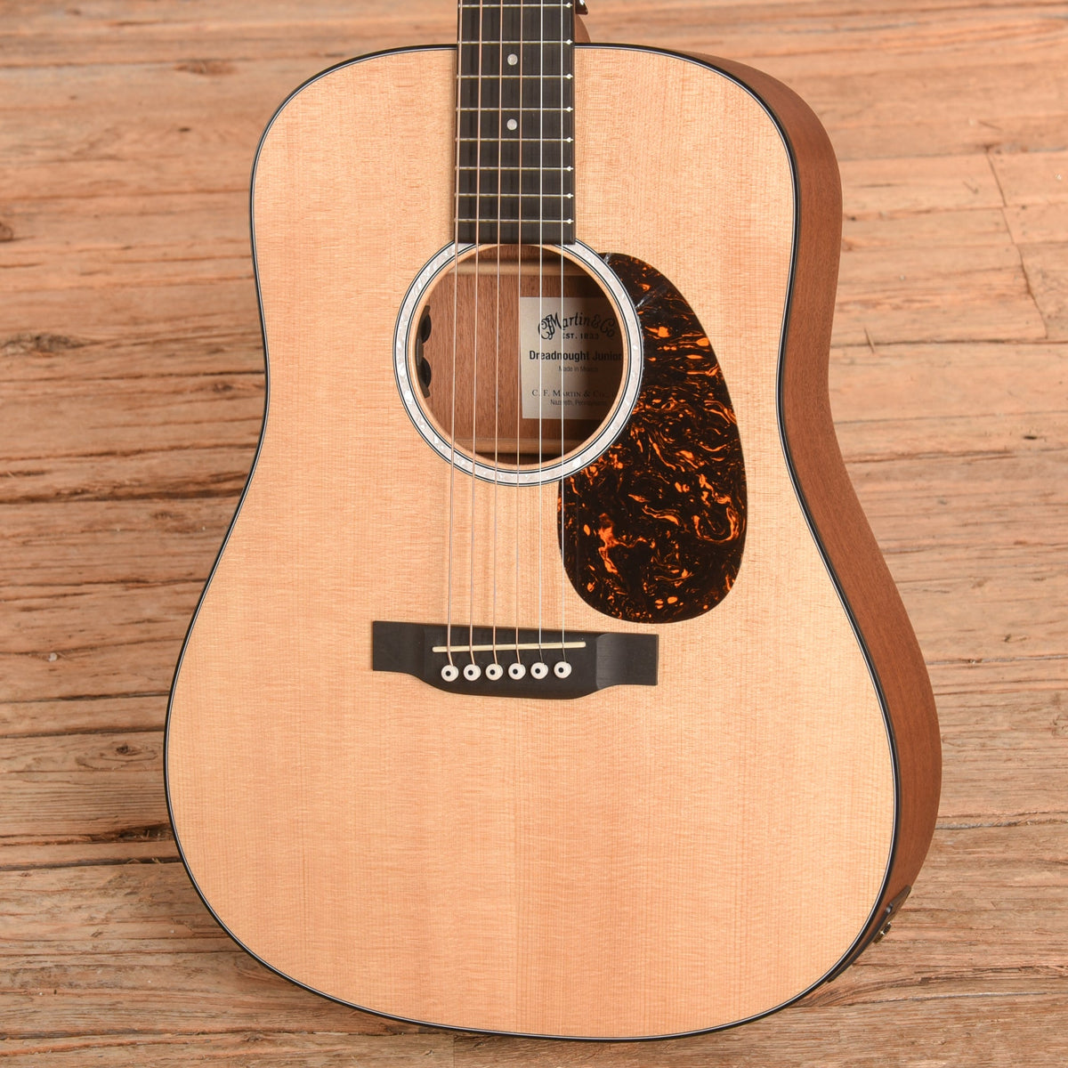 Martin DJR-10E Dreadnought Junior Natural - View 2 | MusicMarket