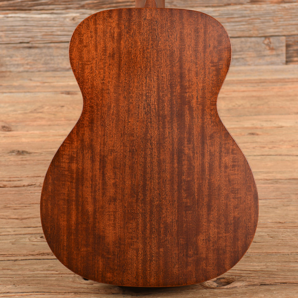 Martin 000-15M Natural 2018 - View 3 | MusicMarket