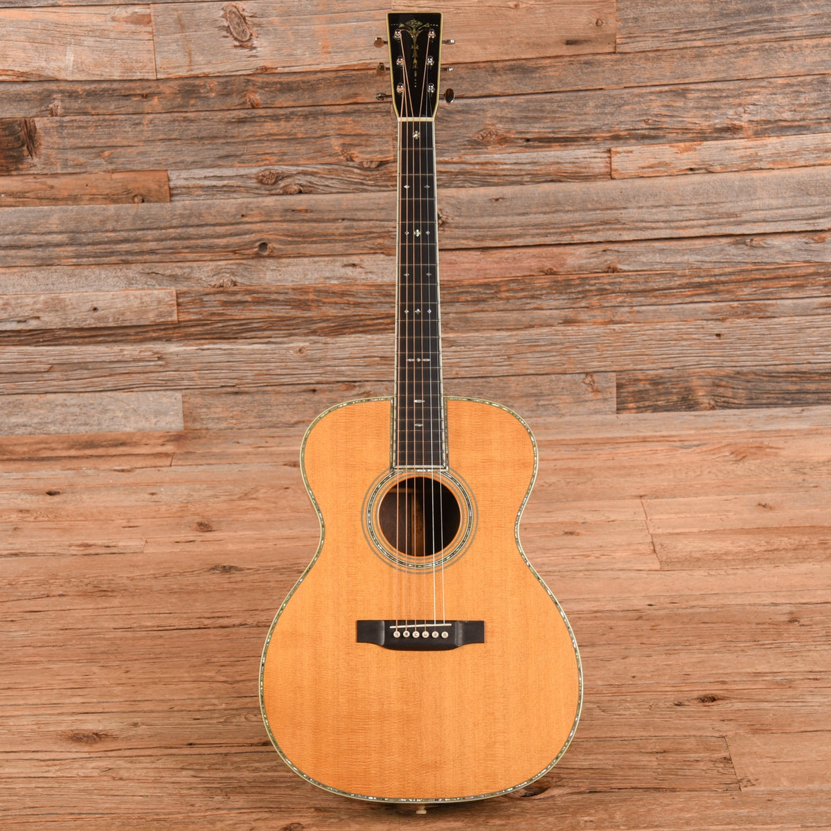 Martin 000-42 Natural 2004 - View 4 | MusicMarket
