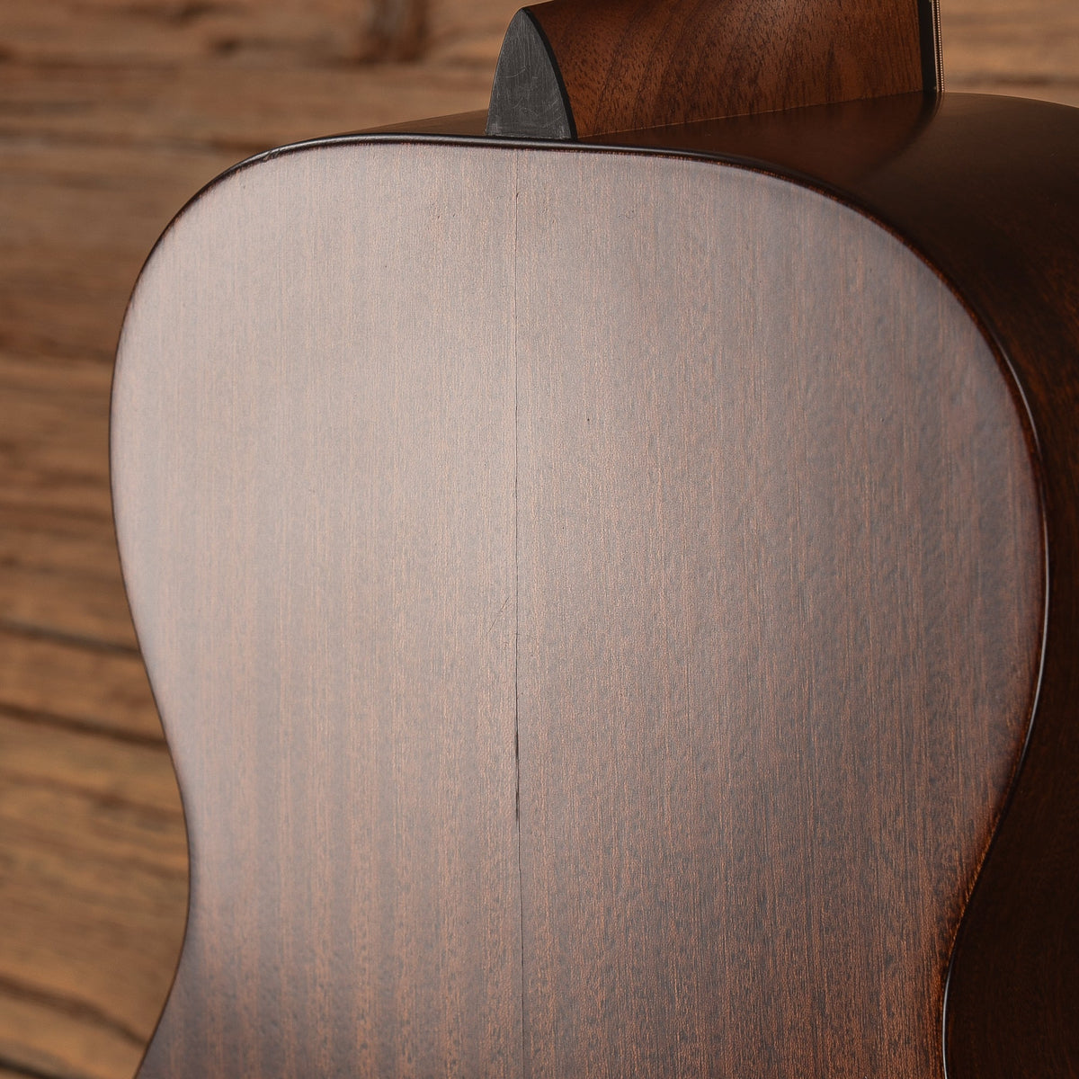 Martin Artist 000 Junior Jeff Tweedy Certified Sapele Dark Mahogany - View 9 | MusicMarket